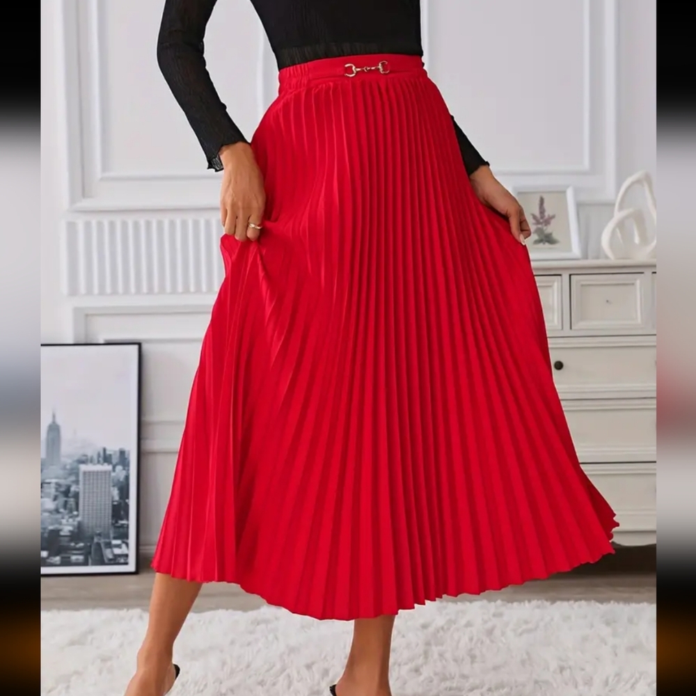 Pleated Midi Skirt - Picture 4 of 4